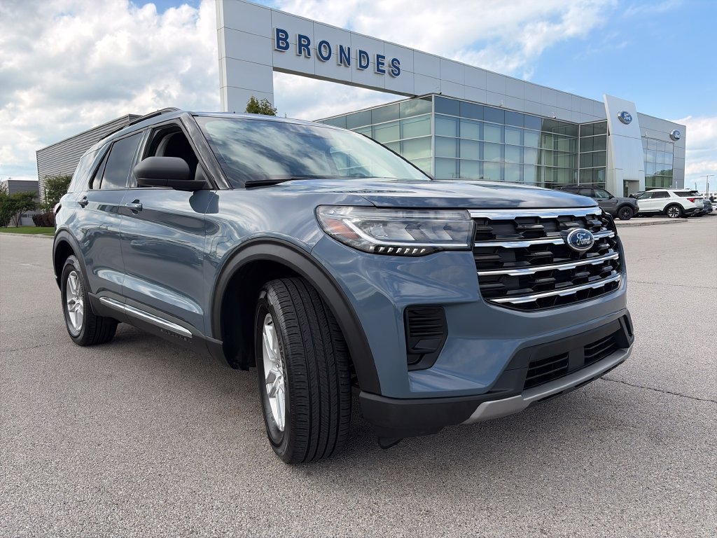 Used 2025 Ford Explorer Active