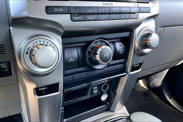 Used 2013 Toyota 4Runner SR5 w/ Convenience Pkg RWD image 22