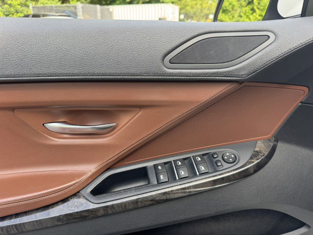 Used 2012 BMW 650i xDrive Convertible AWD/4WD image 21
