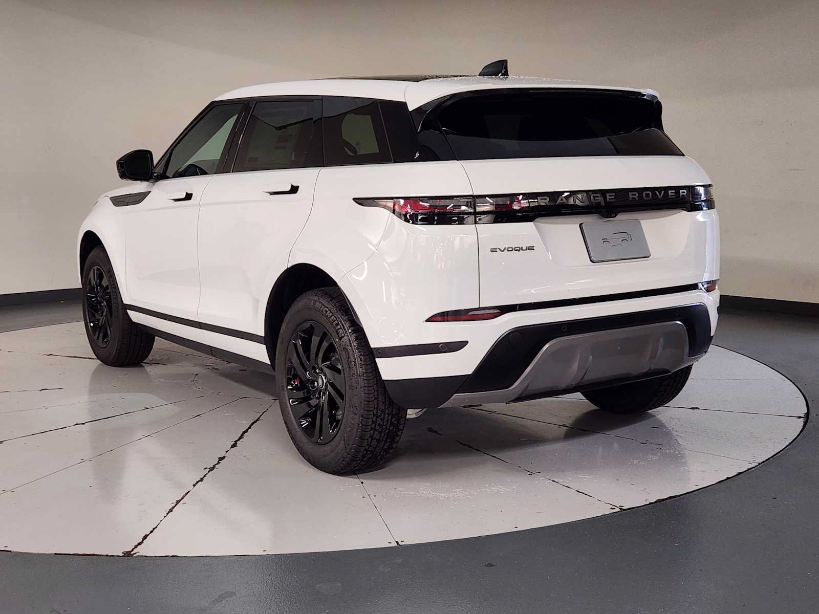 New 2026 Land Rover Range Rover Evoque S AWD/4WD image 6