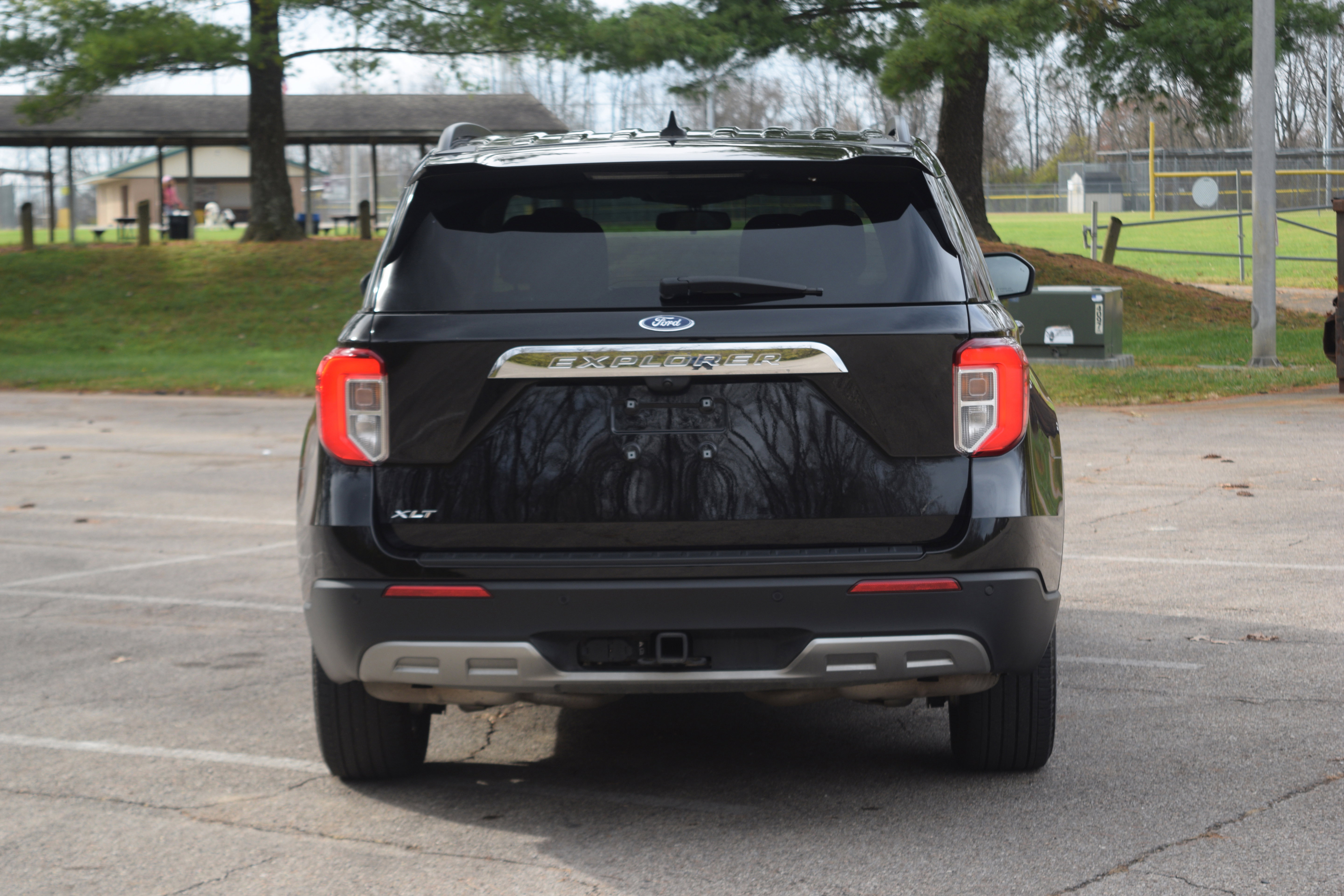 Used 2023 Ford Explorer XLT w/ Equipment Group 202A image 27