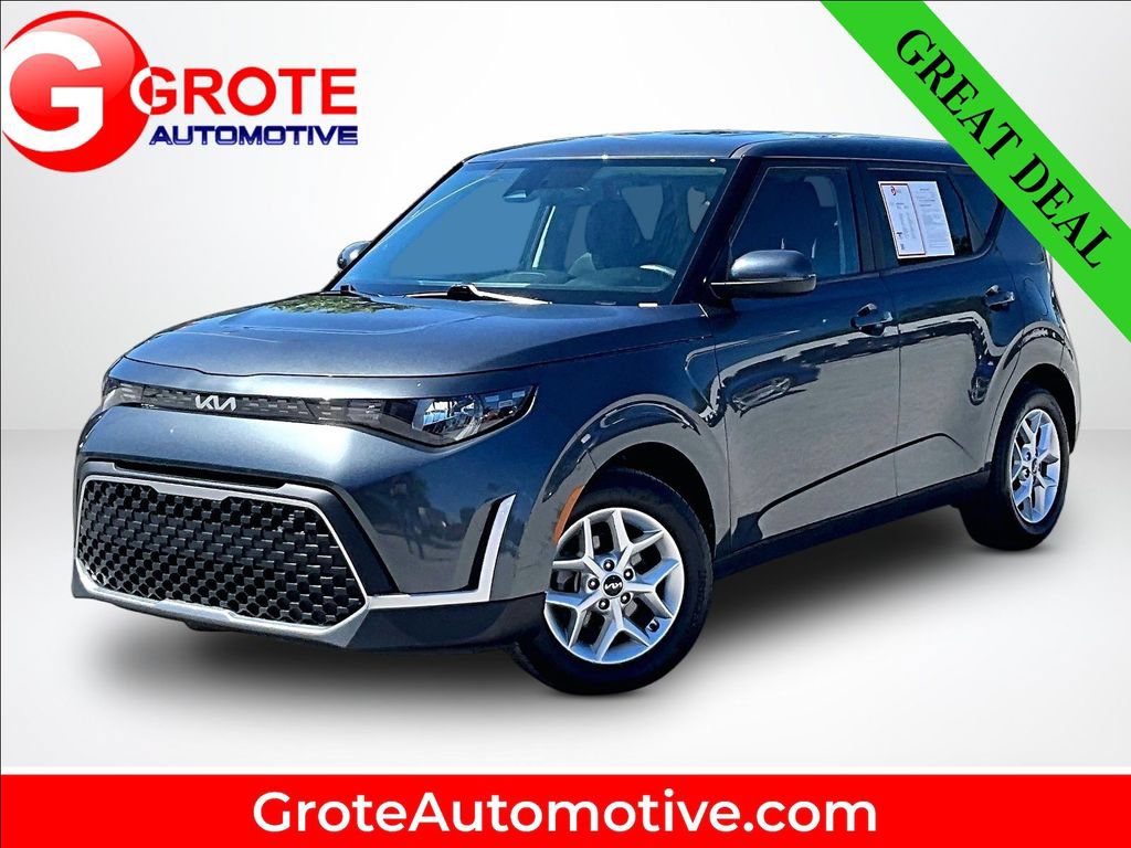 Used 2023 Kia Soul LX w/ Option Group 015