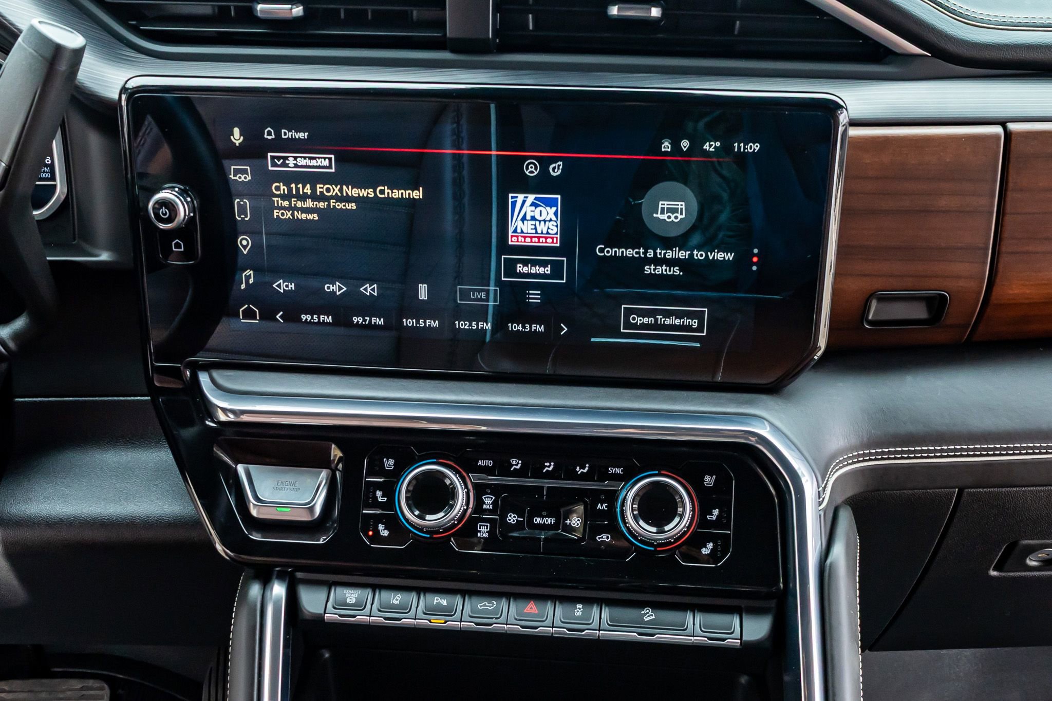 Used 2024 GMC Sierra 2500 Denali Ultimate image 21