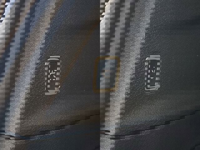 New 2026 Chrysler Pacifica Select w/ S Appearance Package image 9