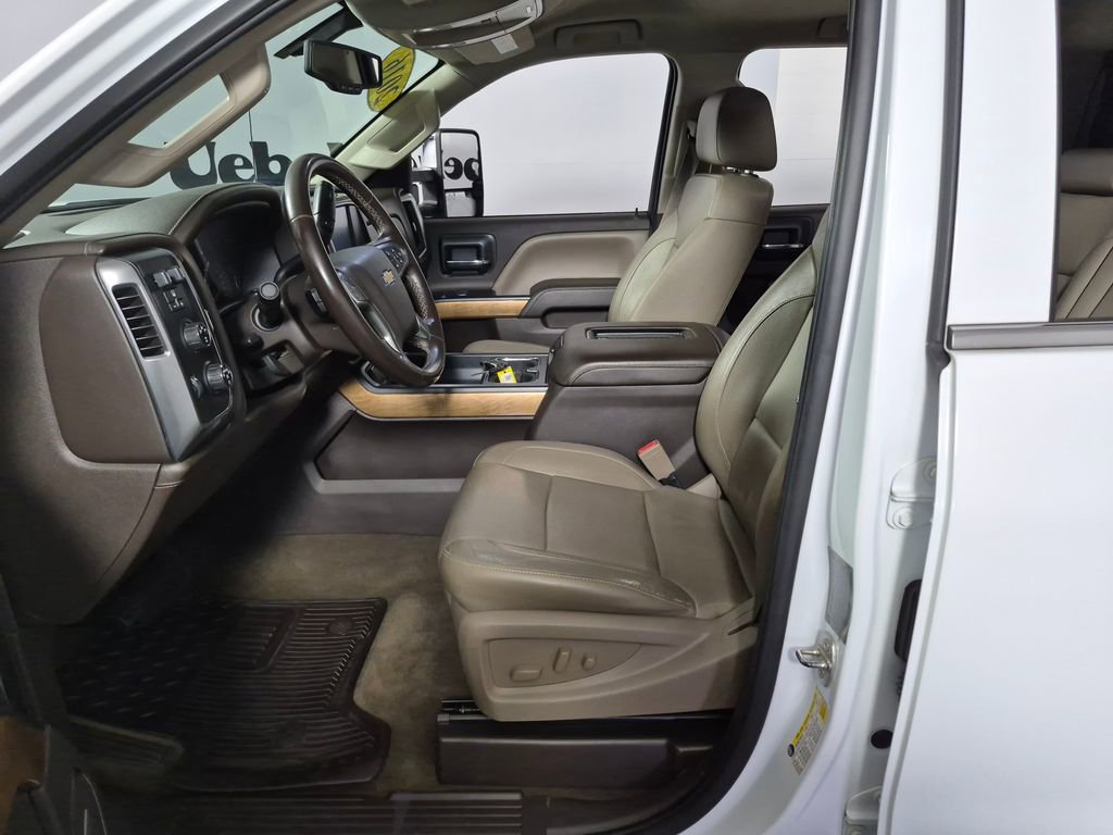 Used 2016 Chevrolet Silverado 3500 LTZ w/ Duramax Plus Package image 9