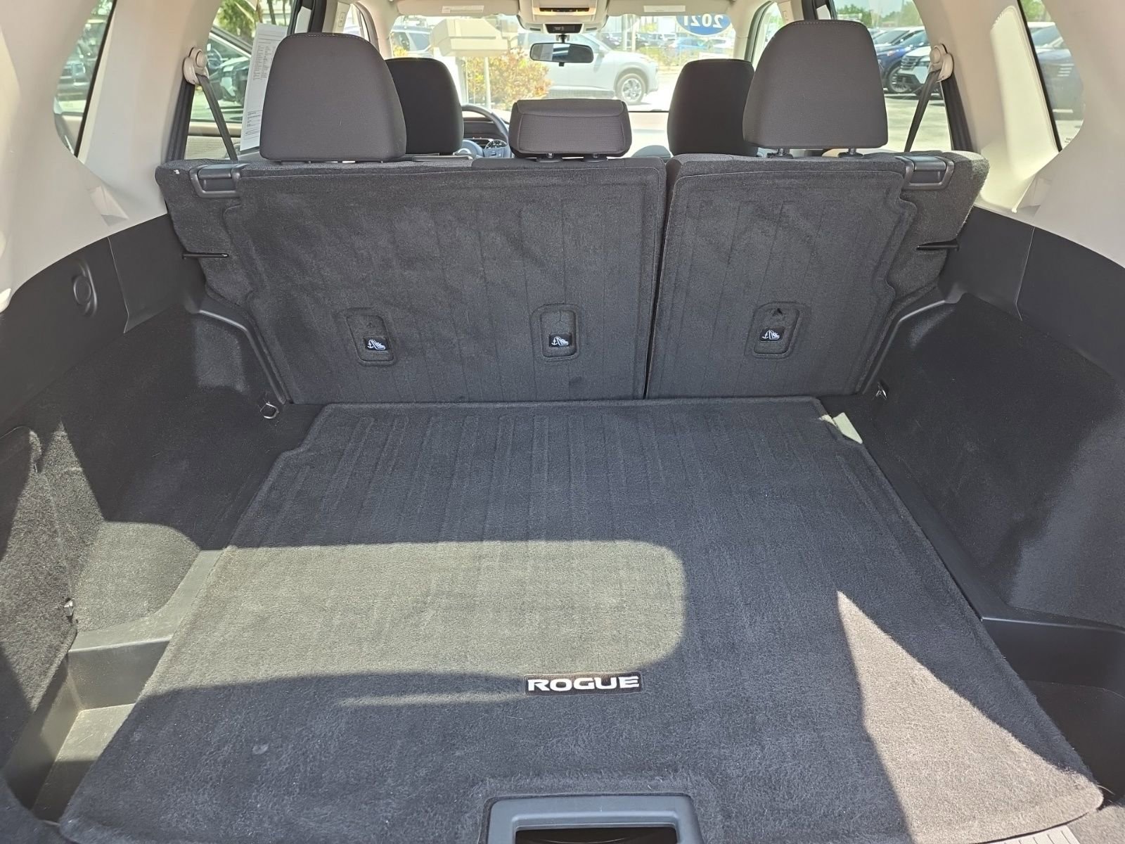 Used 2021 Nissan Rogue S FWD image 22