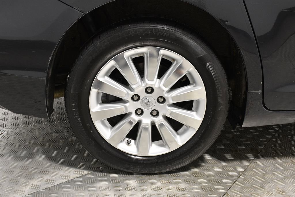 Used 2016 Toyota Sienna XLE image 35