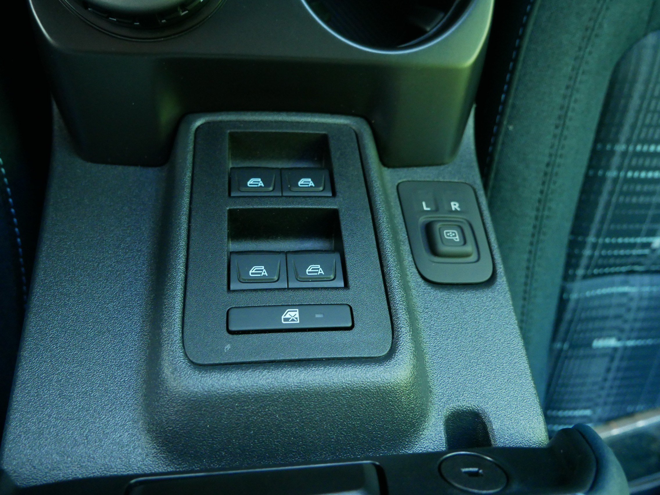 Used 2026 Ford Bronco Heritage Edition AWD/4WD image 30