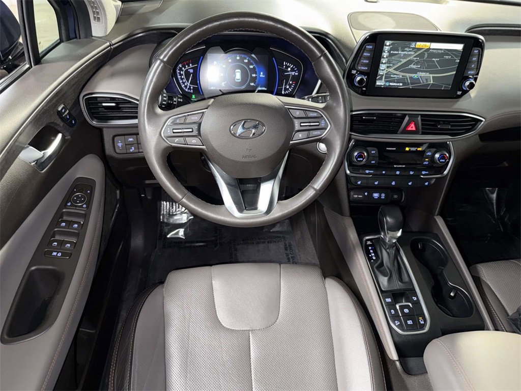 Used 2020 Hyundai Santa Fe Limited image 4