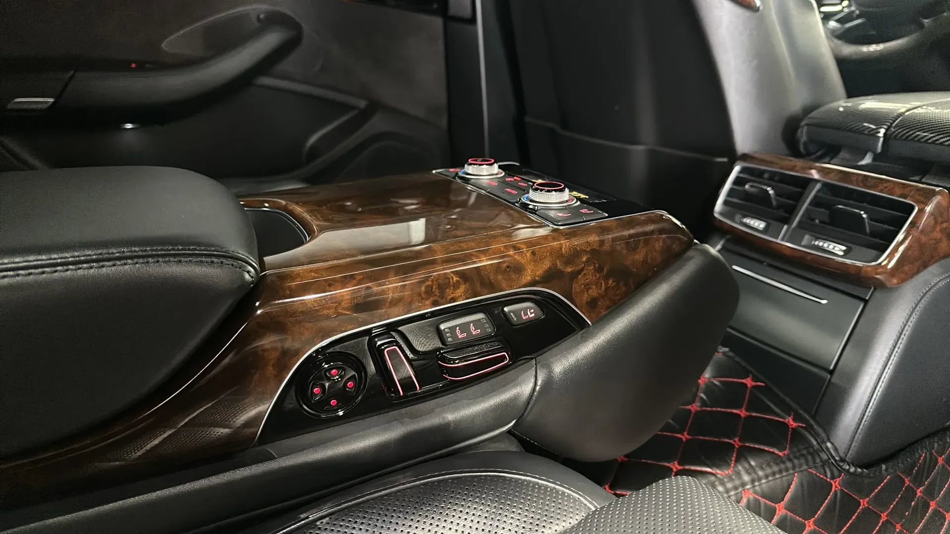 Used 2016 Audi A8 L 4.0T AWD/4WD image 19