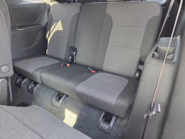 Certified 2022 Chevrolet Traverse LT FWD image 11