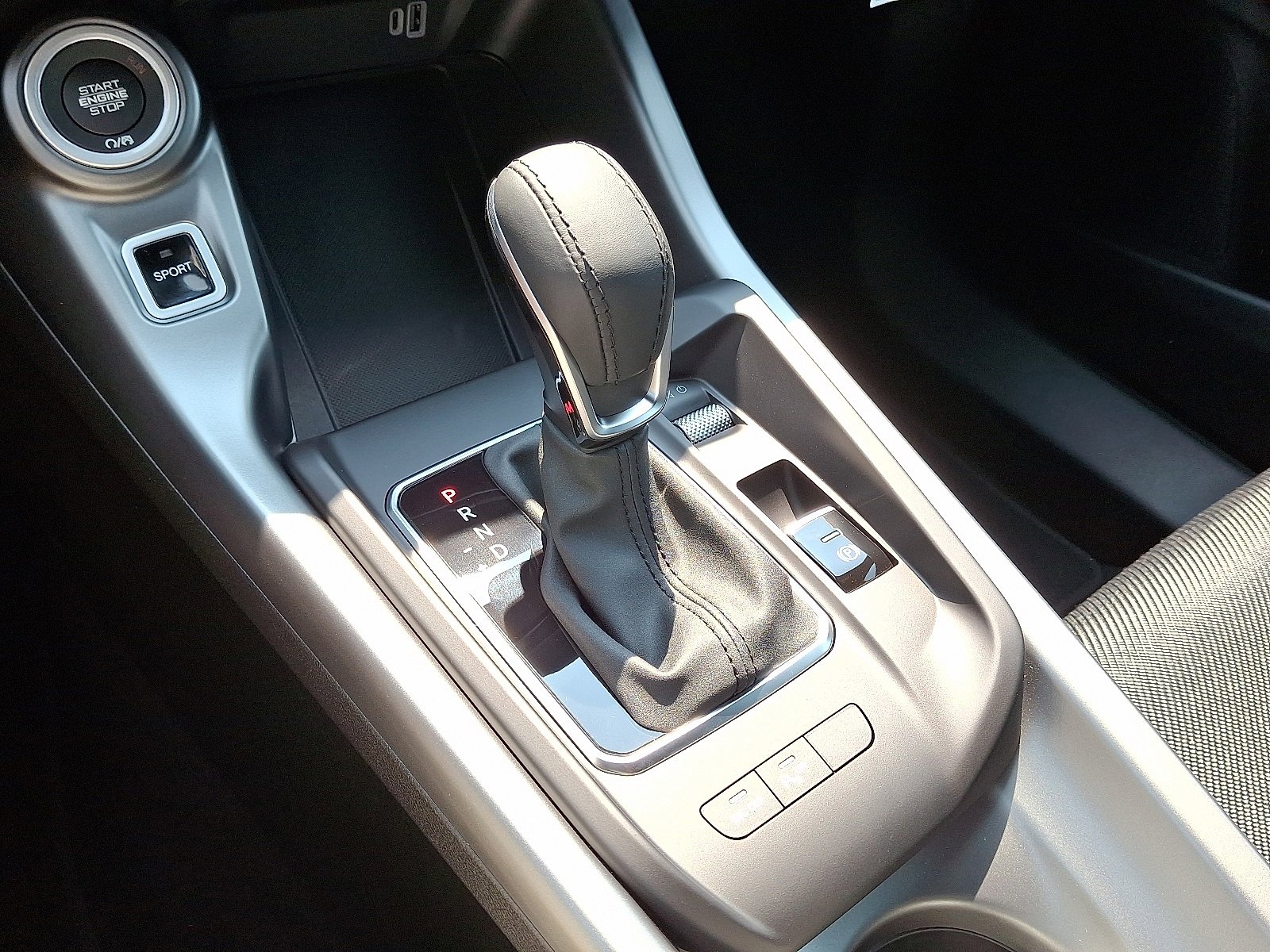 New 2025 Dodge Hornet R/T w/ R/T Blacktop Package image 9