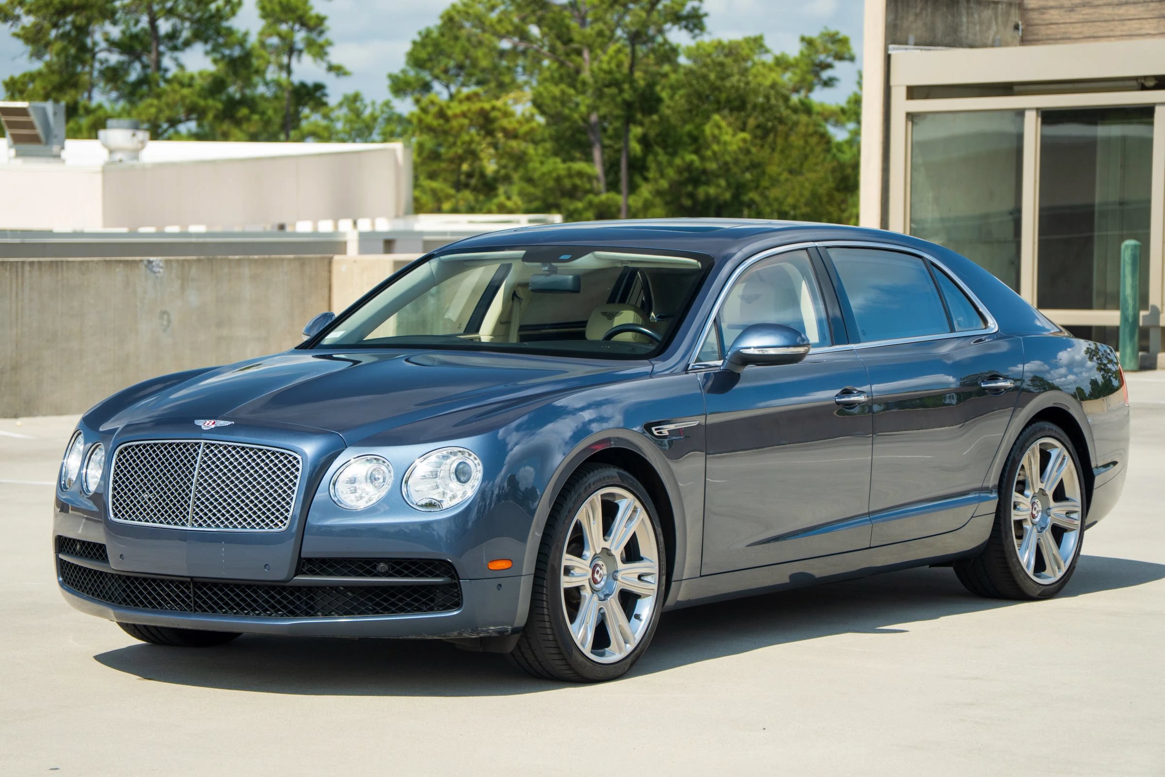 Used 2015 Bentley Flying Spur V8 AWD/4WD image 6
