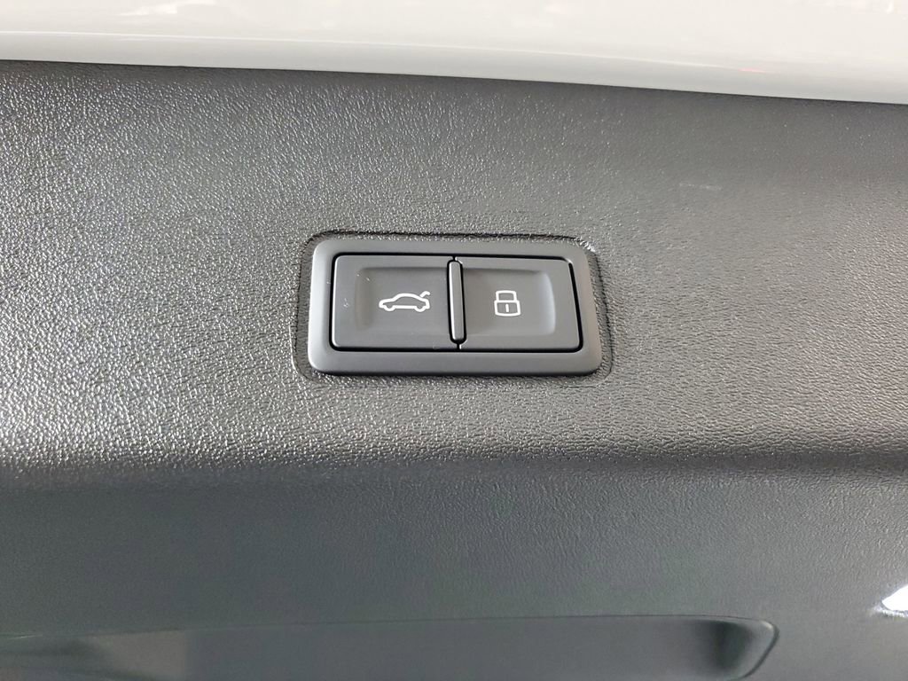 New 2026 Audi Q3 quattro 2.0T image 10