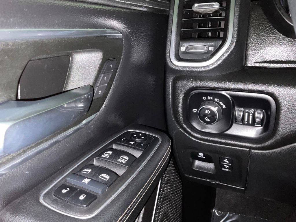 Used 2023 RAM 1500 Laramie RWD image 20