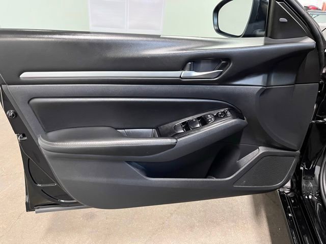 Used 2023 Nissan Altima 2.5 SV image 20