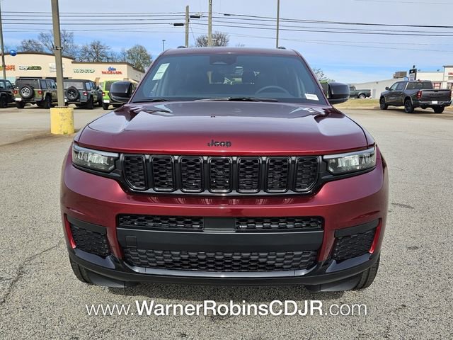 New 2025 Jeep Grand Cherokee L Altitude RWD image 2