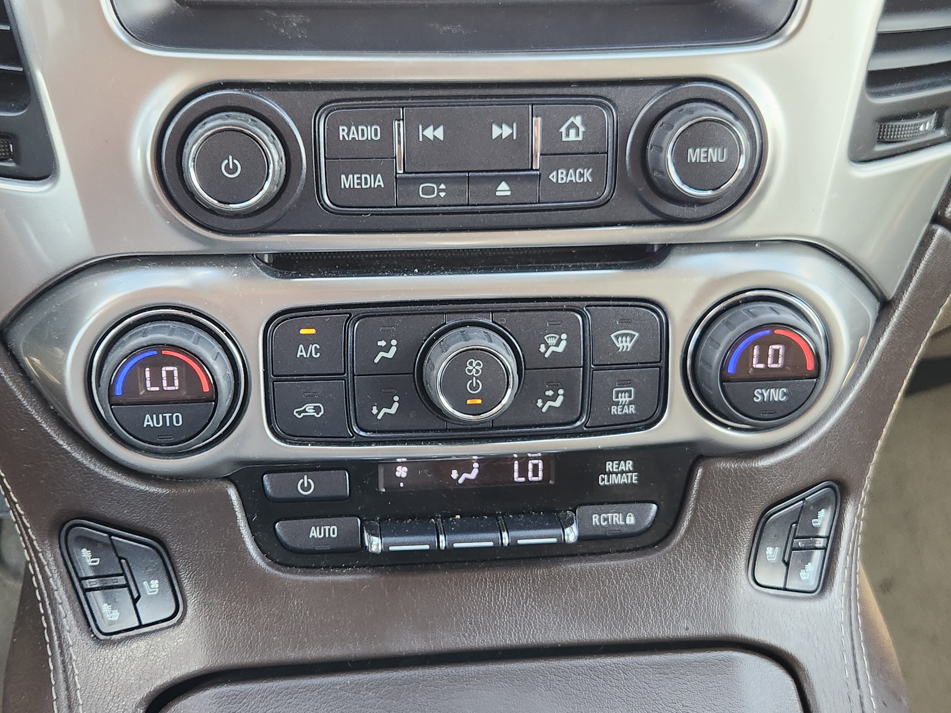 Used 2019 Chevrolet Tahoe Premier w/ Max Trailering Package RWD image 17