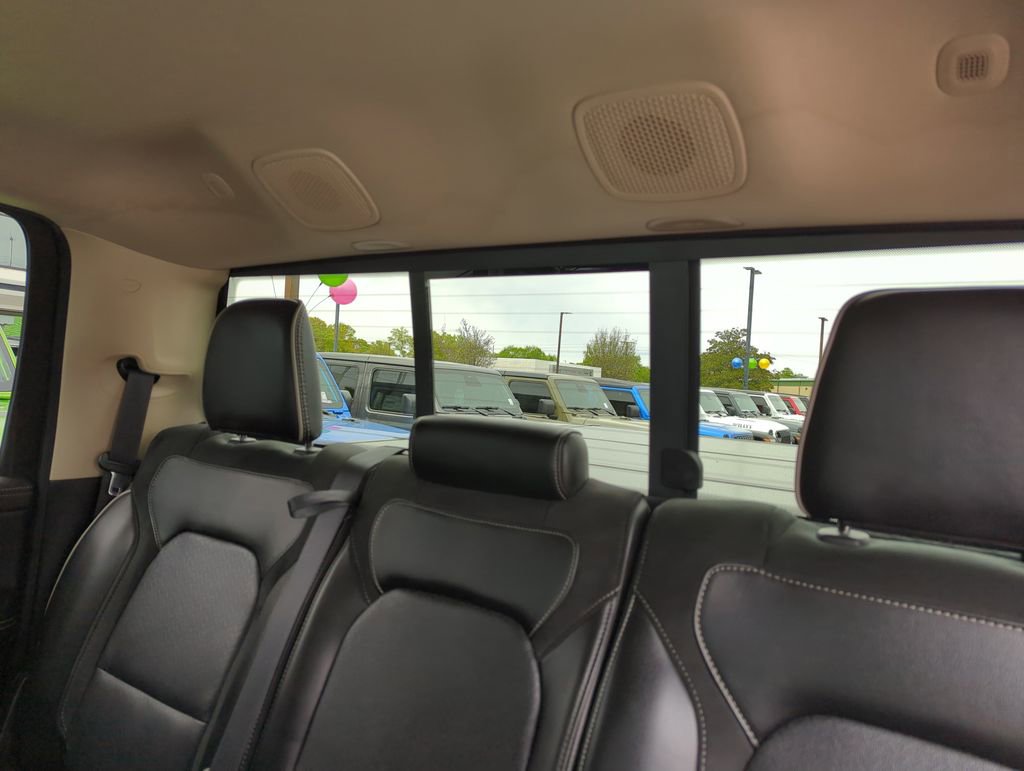Used 2019 RAM 1500 Laramie image 29