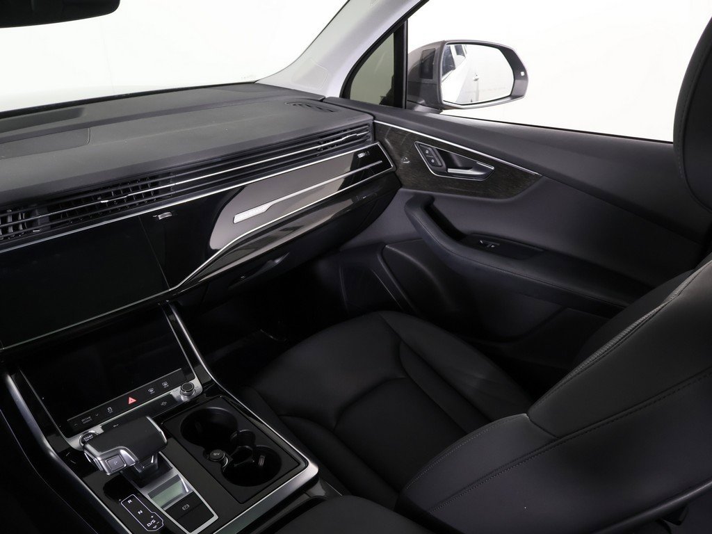 Used 2022 Audi Q7 3.0T Premium Plus w/ Premium Plus Package image 41