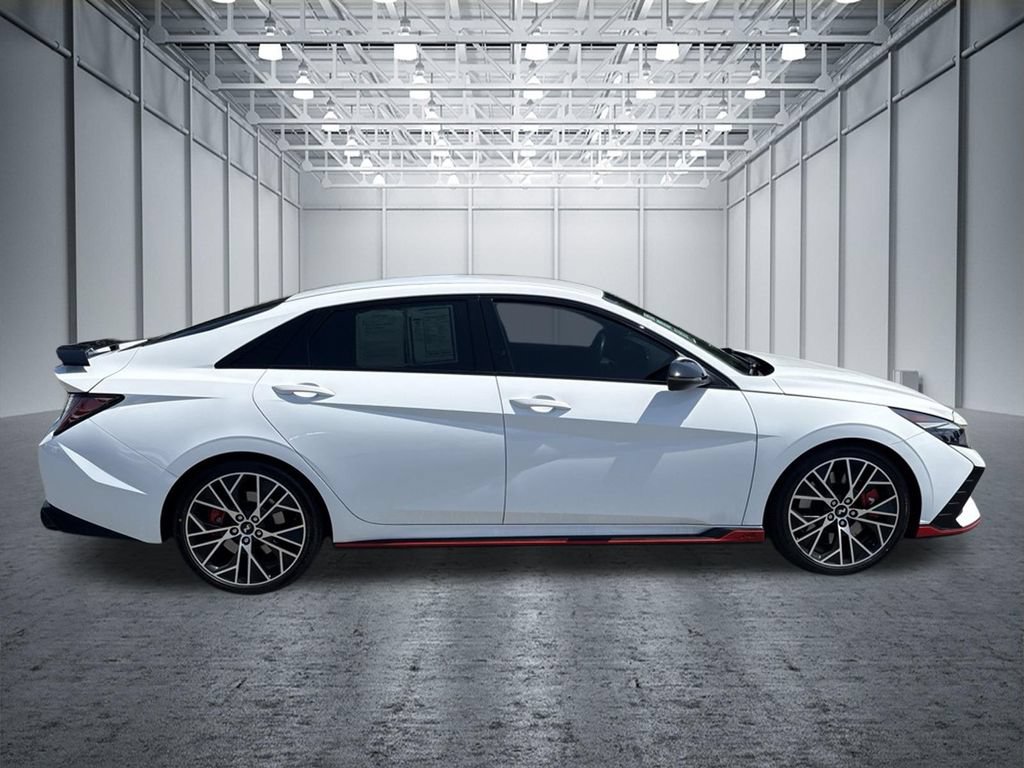 Used 2022 Hyundai Elantra N FWD image 6