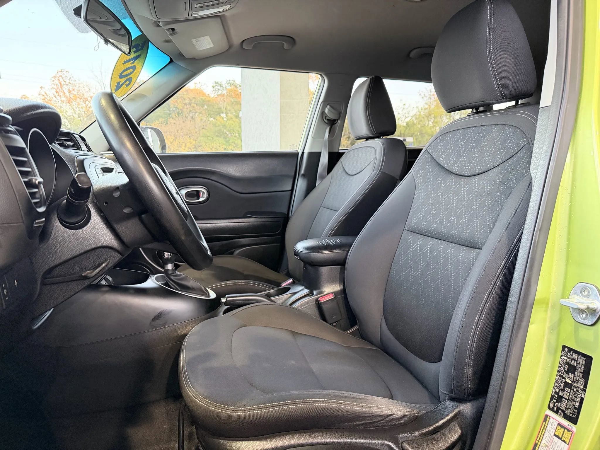 Used 2015 Kia Soul EV image 10