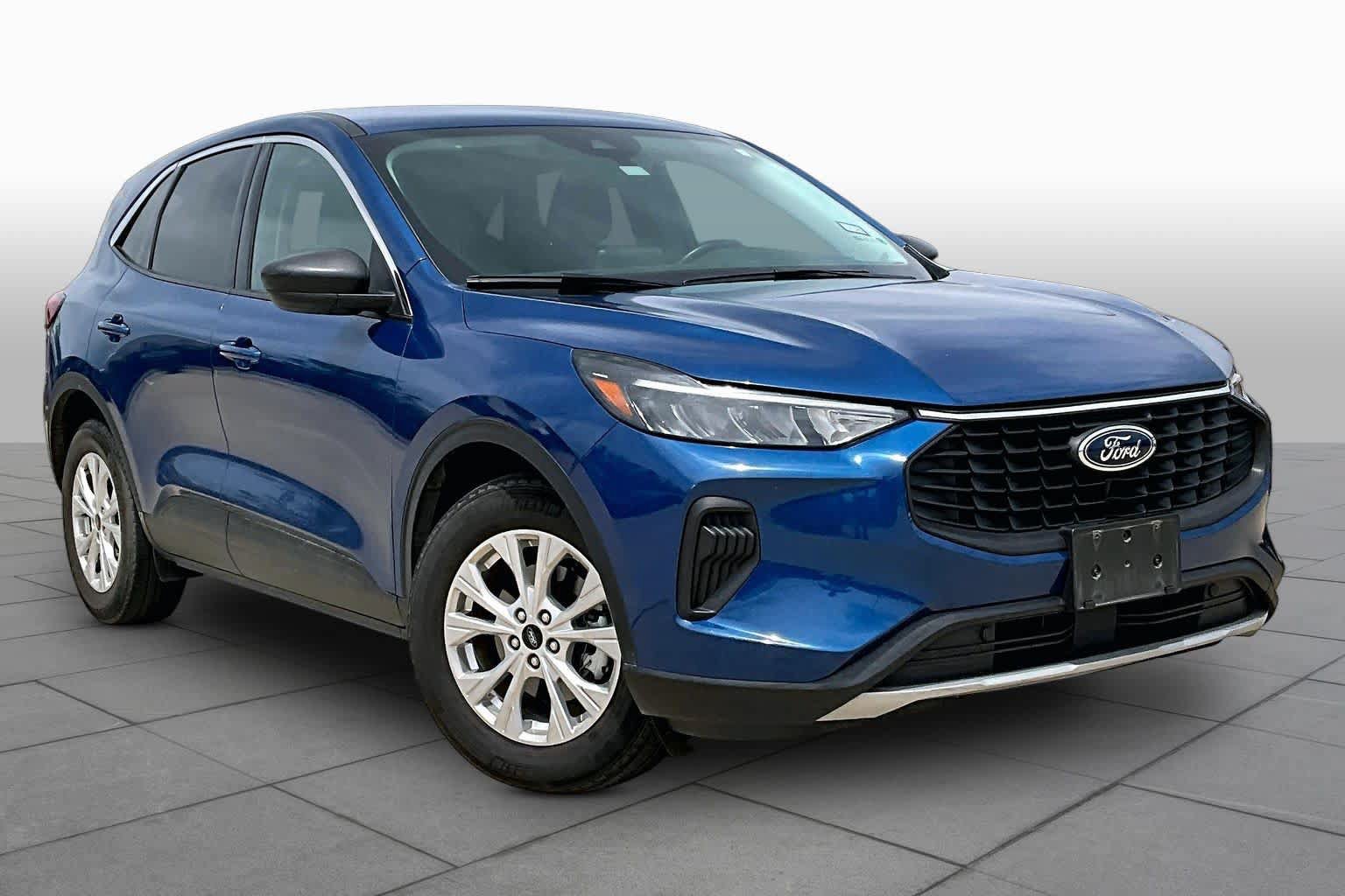 Certified 2023 Ford Escape Active FWD image 3
