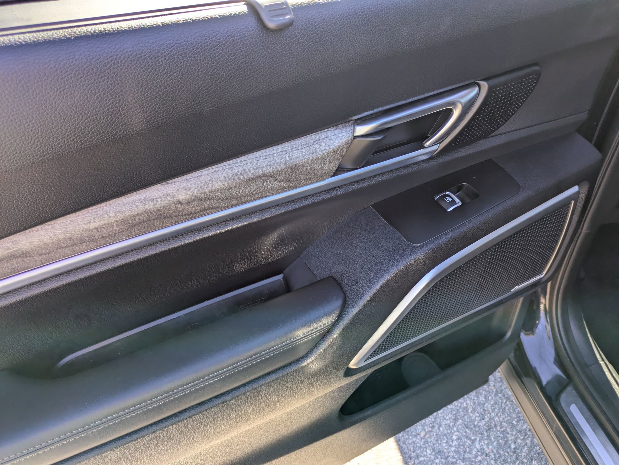 Used 2020 Kia Telluride SX image 25