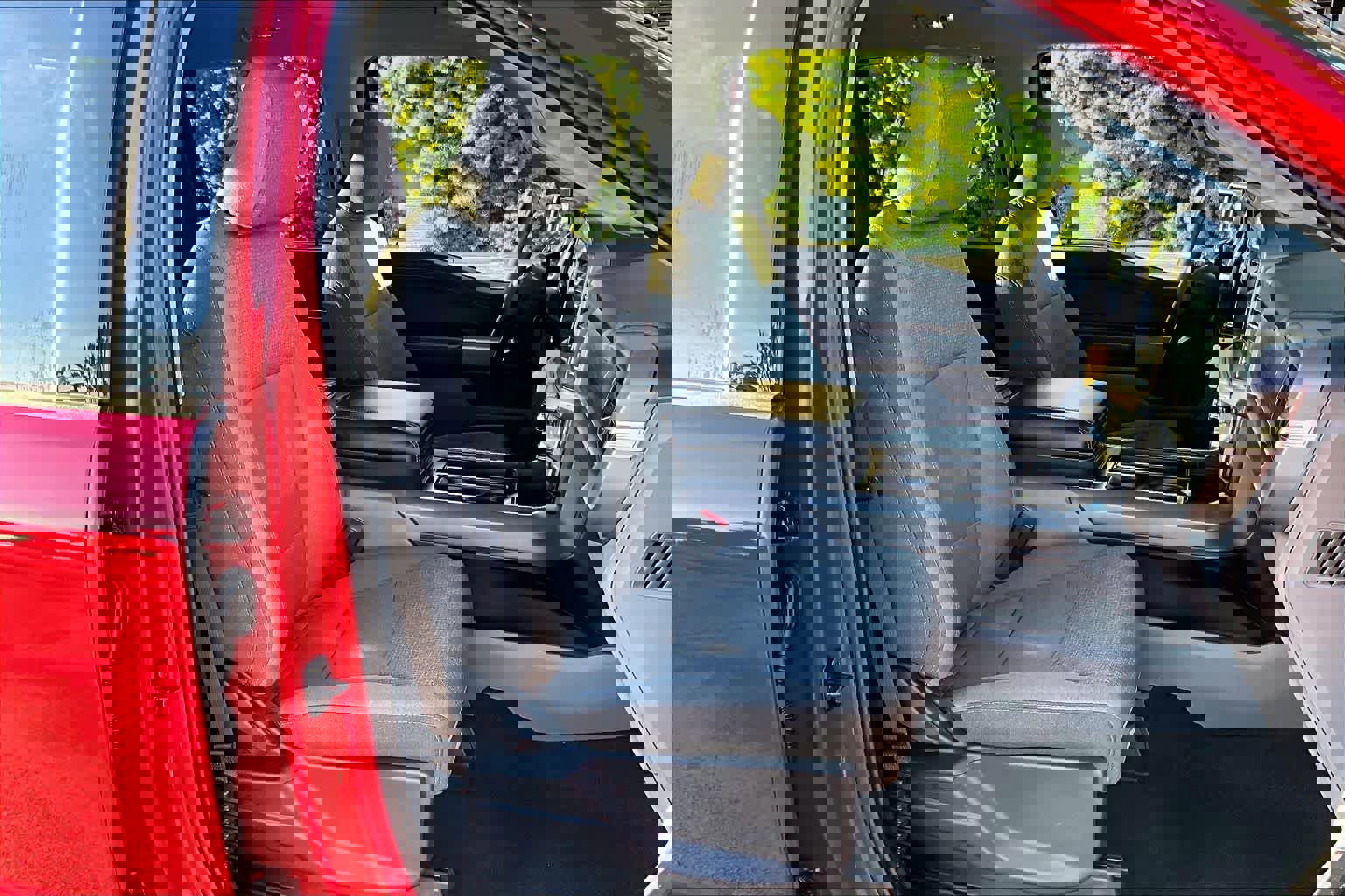 Used 2025 Ford F150 XLT w/ Equipment Group 301A Standard image 8