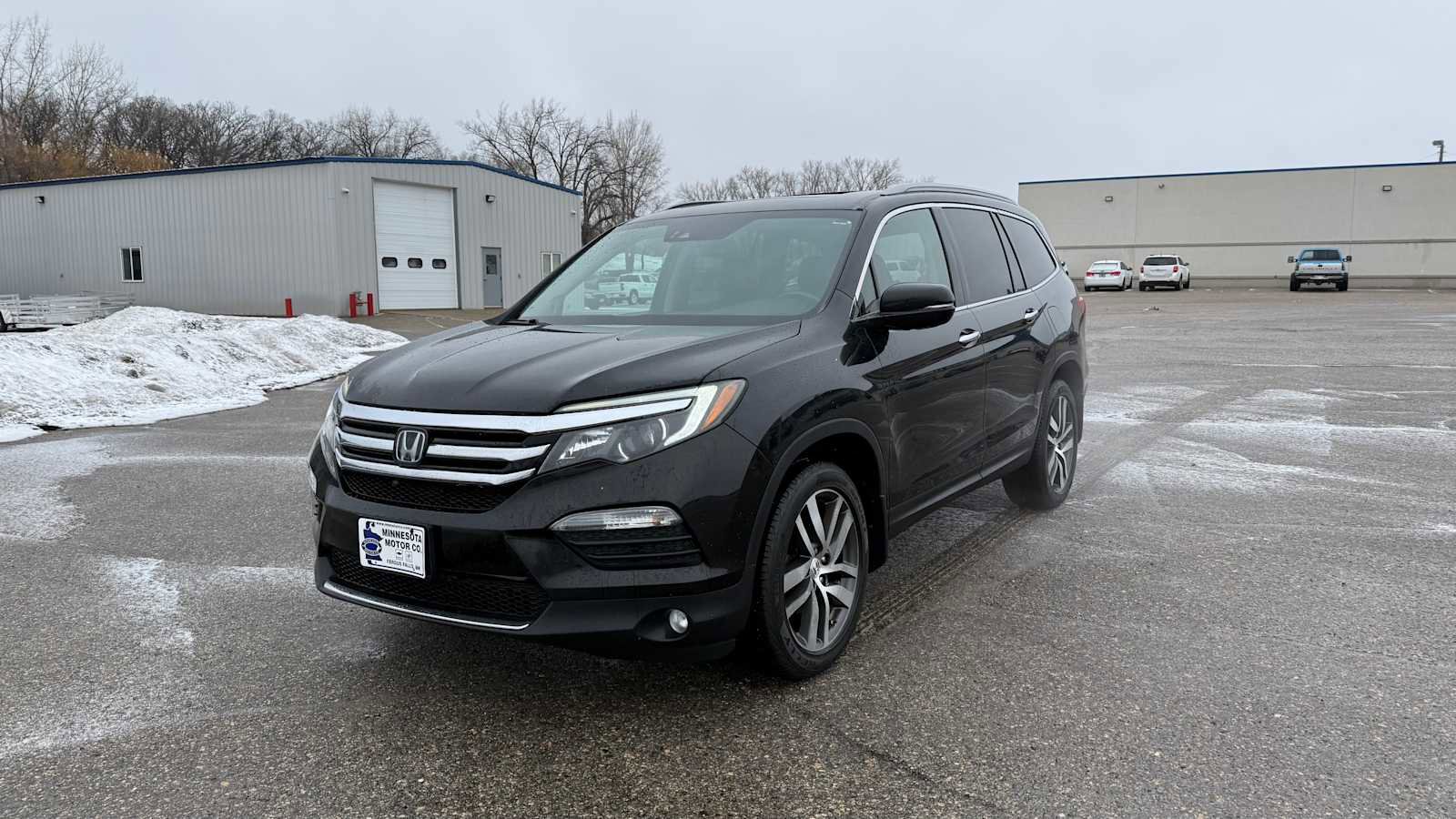 Used 2017 Honda Pilot Elite image 1