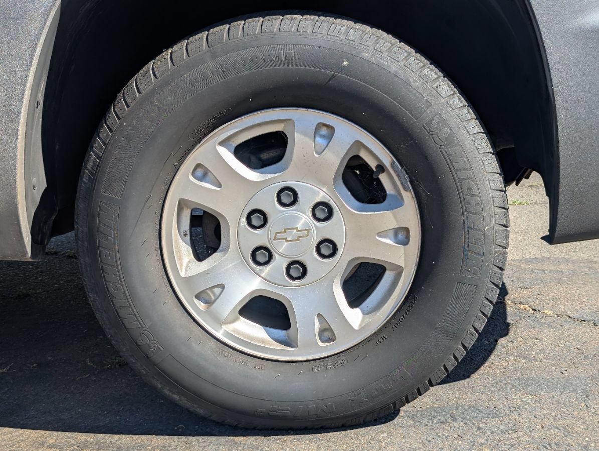 Used 2003 Chevrolet Avalanche 2WD image 6