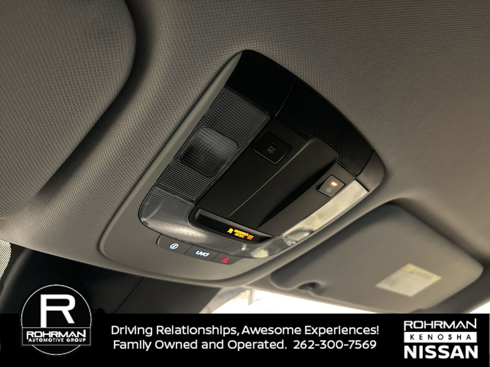 Used 2022 Kia Sorento EX image 11