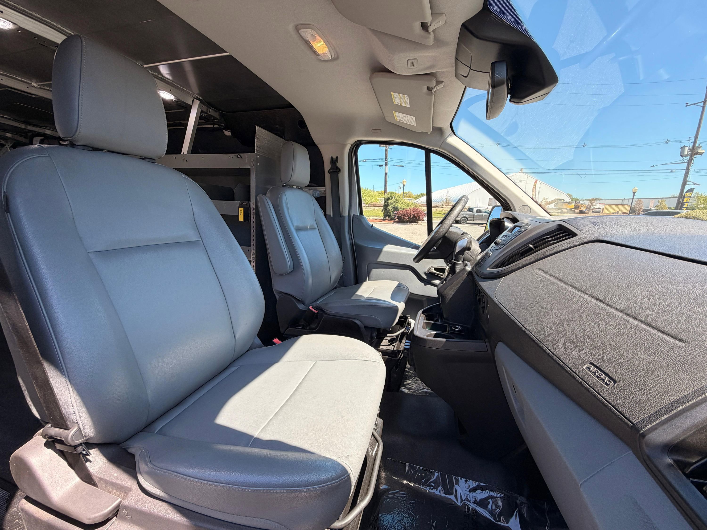 Used 2019 Ford Transit 250 148 Low Roof w/ Exterior Upgrade Package RWD image 28