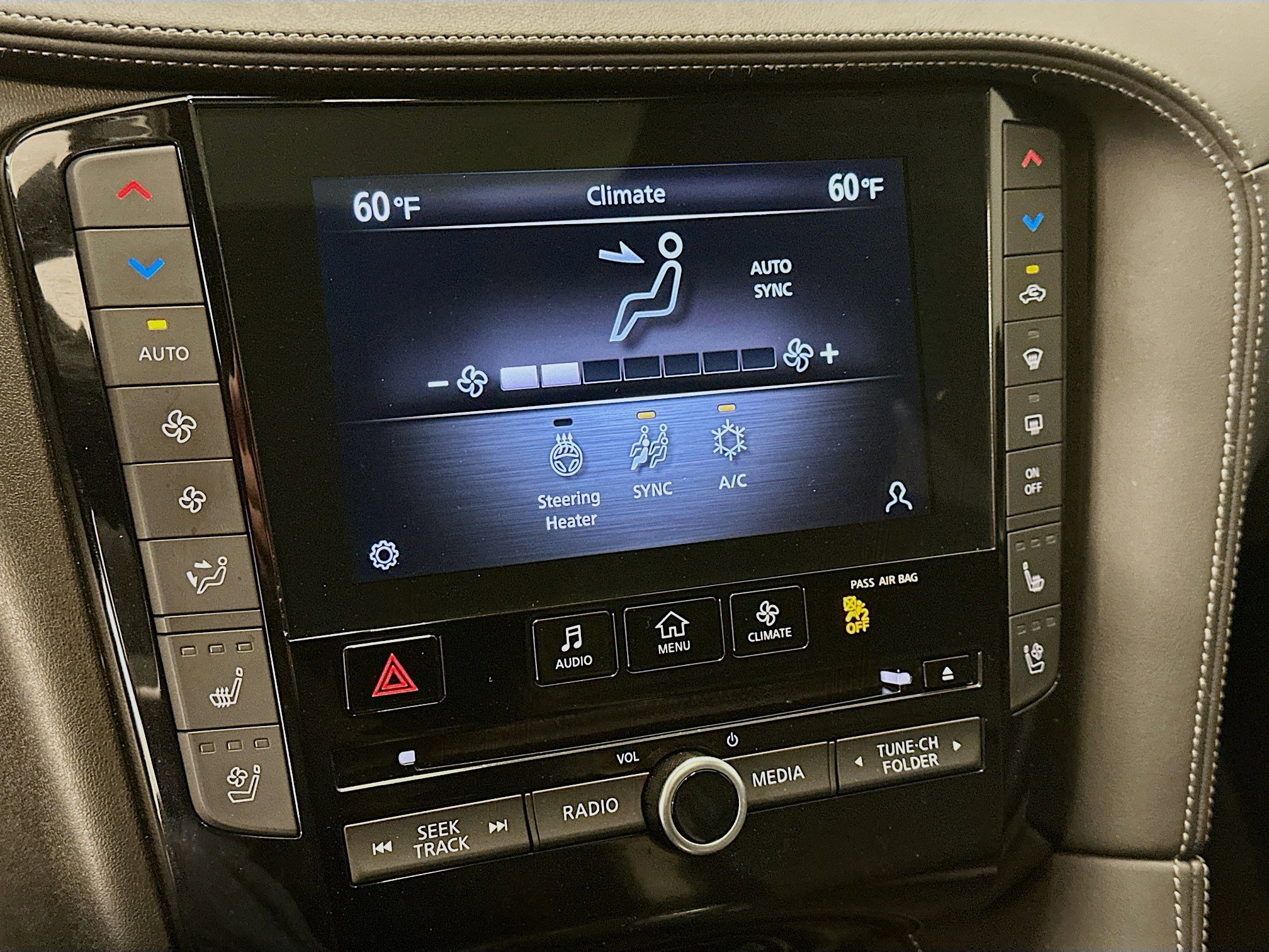 Used 2023 INFINITI QX55 Essential image 24