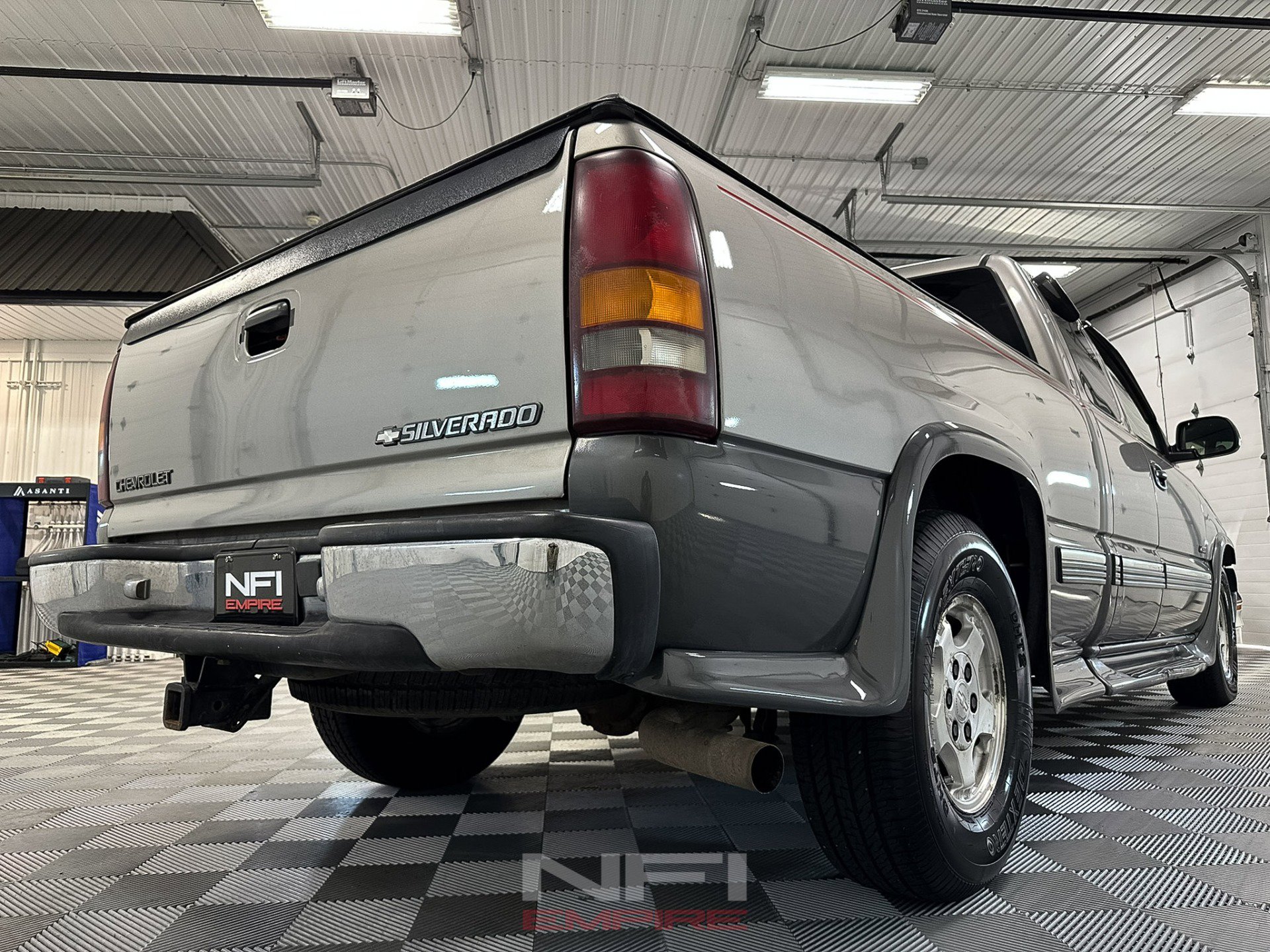 Used 2000 Chevrolet Silverado 1500 LS image 19
