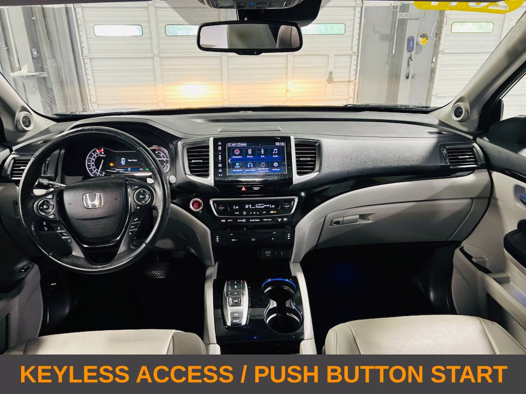 Used 2017 Honda Pilot Touring image 4