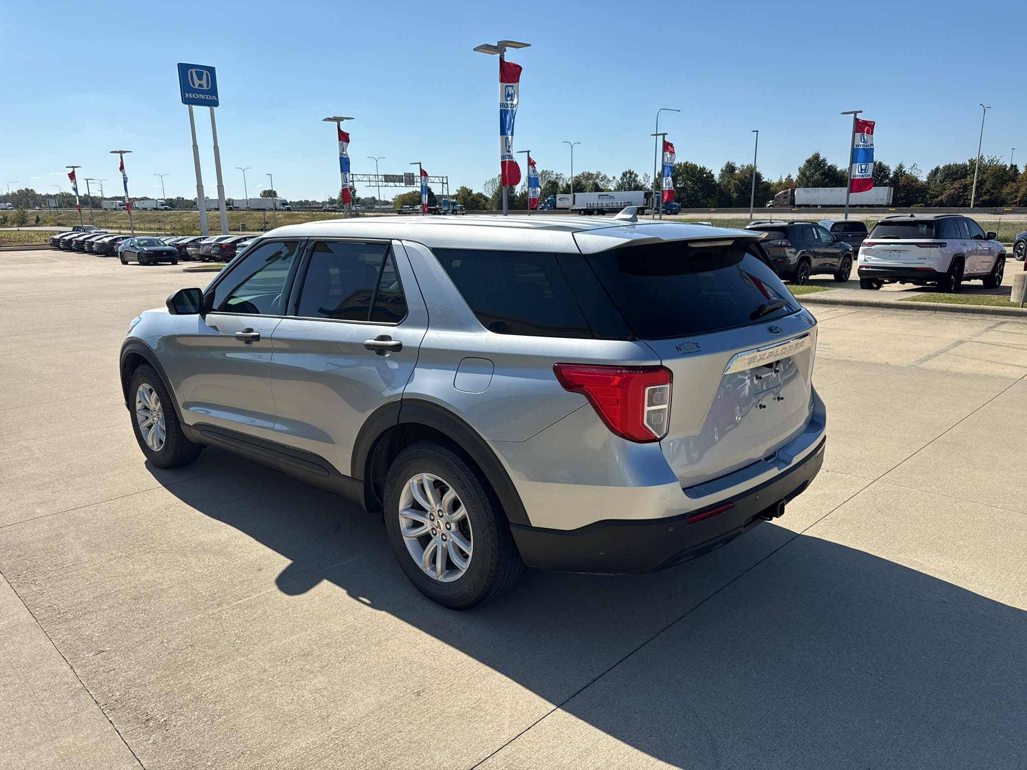 Used 2020 Ford Explorer 2WD w/ Class III Trailer Tow Package image 7