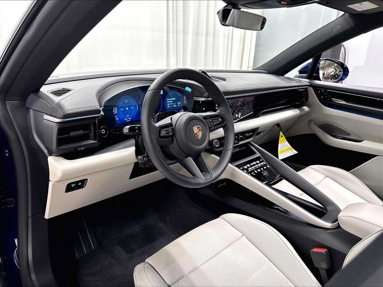 New 2026 Porsche Macan 4 Electric AWD/4WD image 4