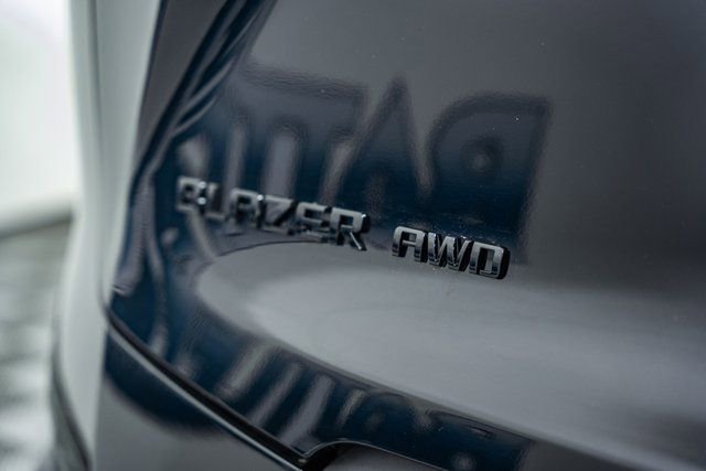 New 2026 Chevrolet Blazer LT w/ LPO, Black Sport Package image 7