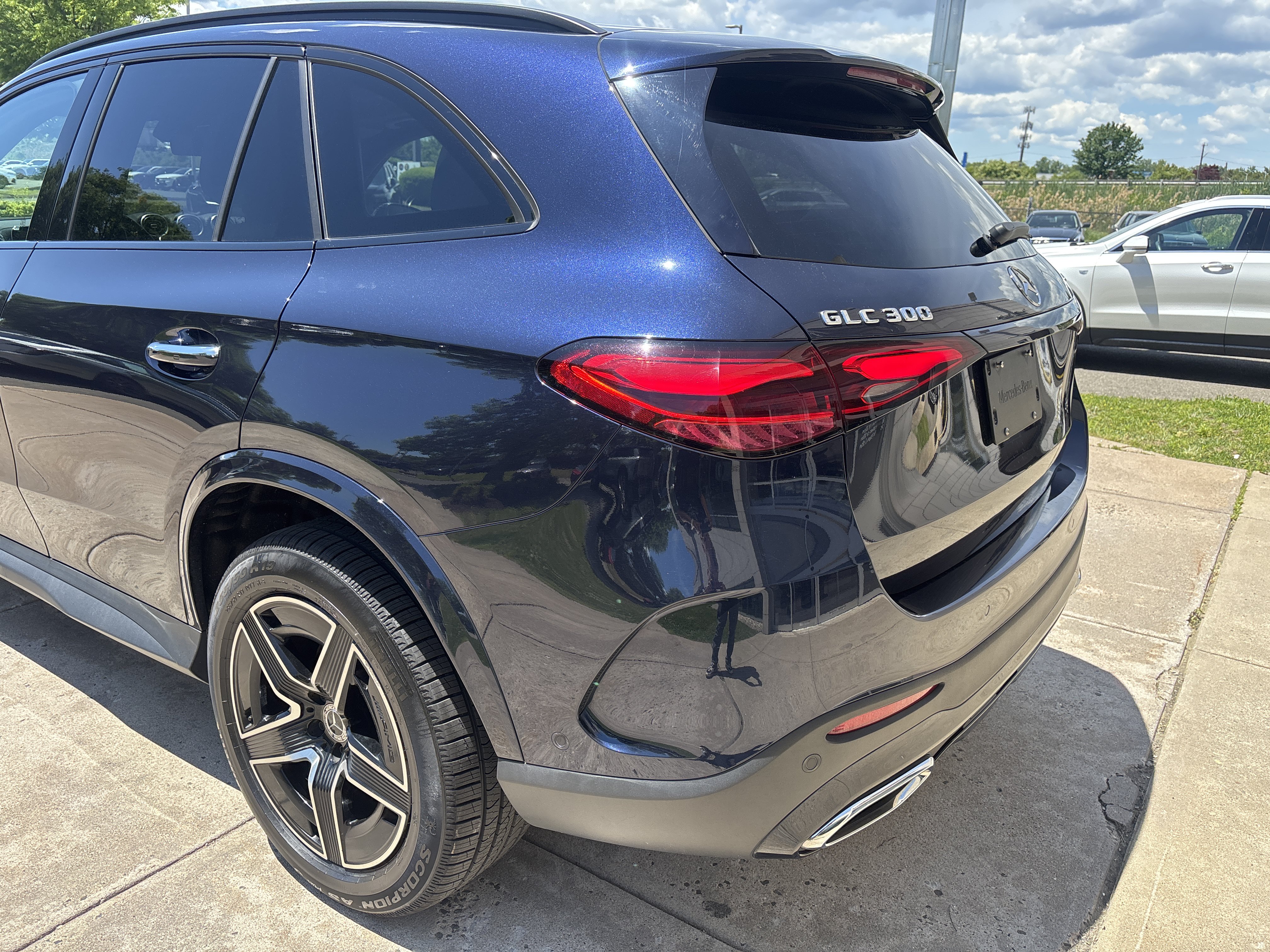Used 2023 Mercedes-Benz GLC 300 4MATIC image 20