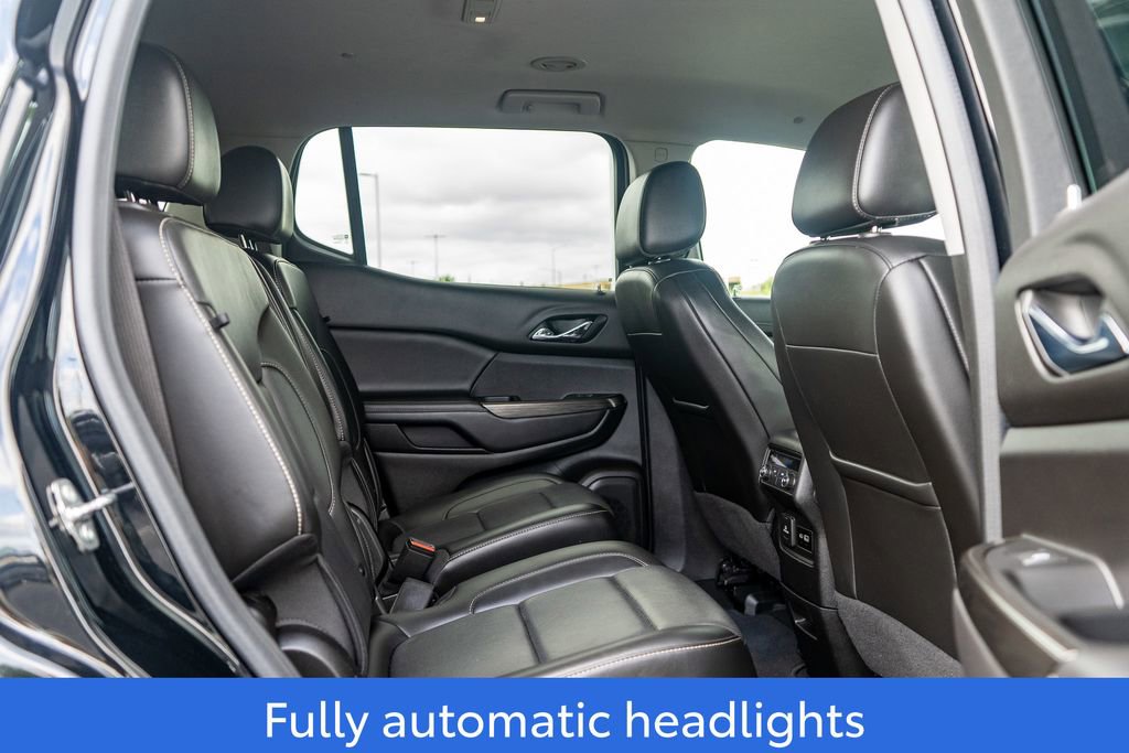 Used 2023 GMC Acadia SLT image 15