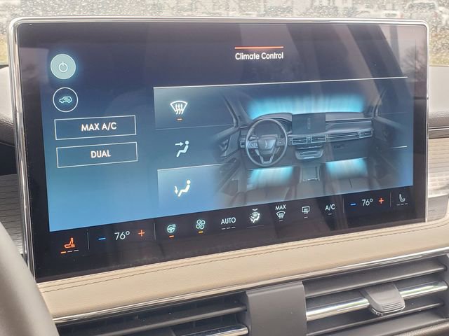 Used 2024 Lincoln Corsair AWD w/ Equipment Group 101A image 19