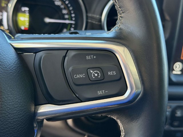 Used 2023 Jeep Wrangler Unlimited Sahara w/ Cold Weather Group AWD/4WD image 33