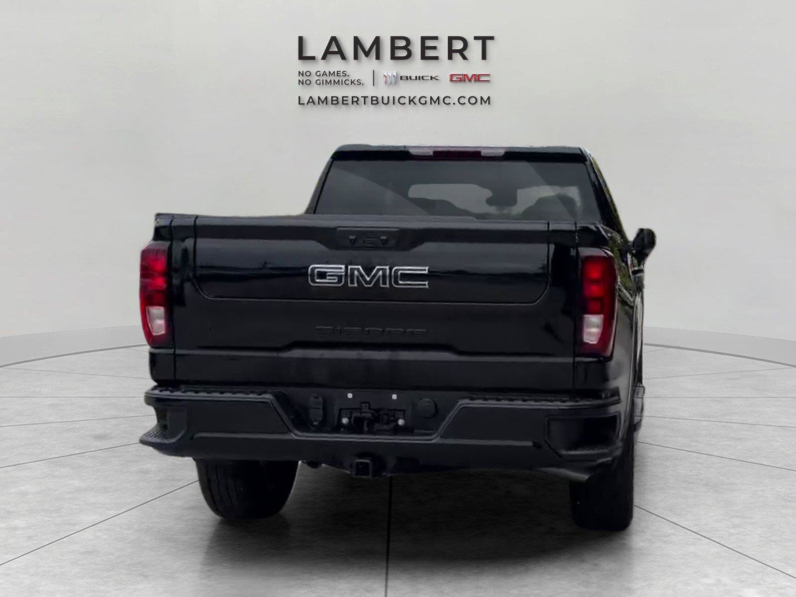 New 2026 GMC Sierra 1500 Elevation w/ LPO, Elevation Black Package AWD/4WD image 4