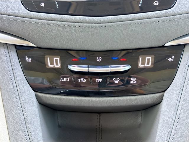 Used 2022 Cadillac XT5 Premium Luxury w/ Technology Package AWD/4WD image 49