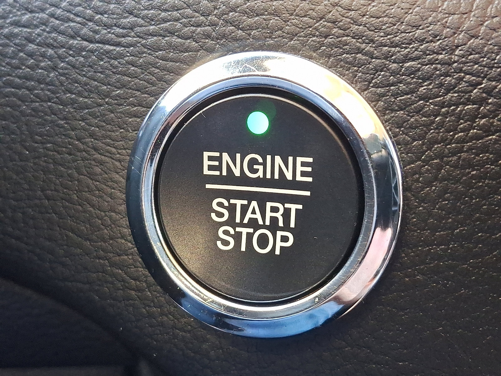 Certified 2024 Ford Edge SE image 26