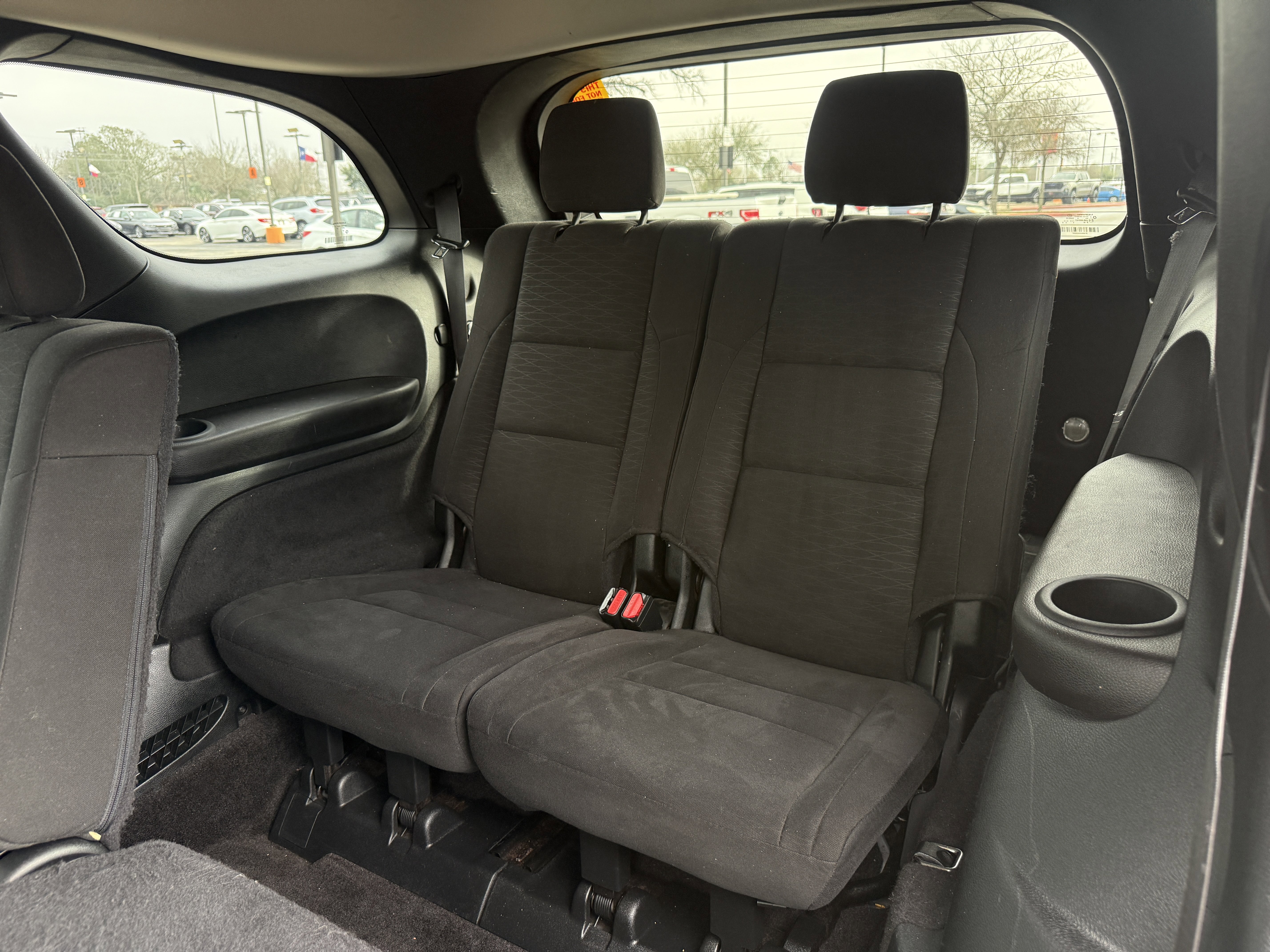Used 2019 Dodge Durango SXT image 32