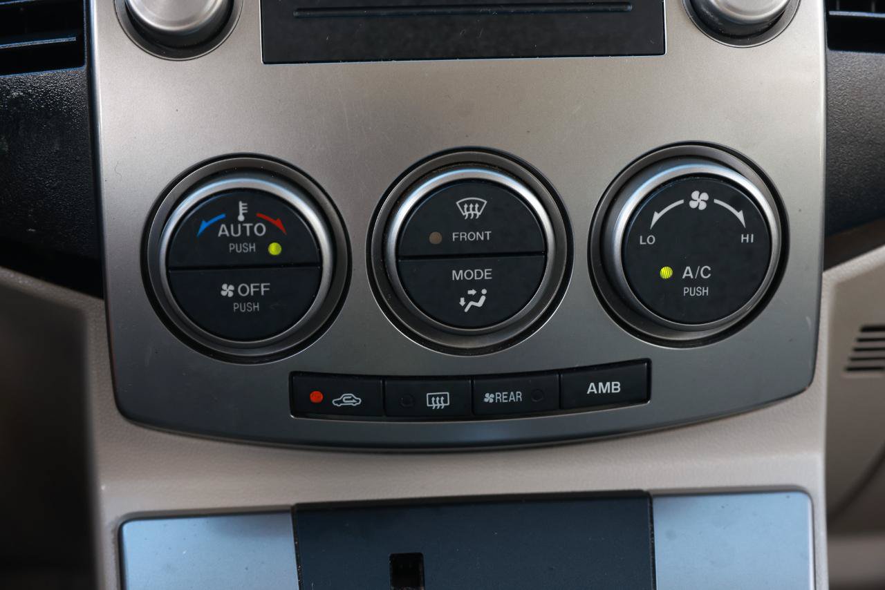 Used 2008 MAZDA MAZDA5 Sport FWD image 33