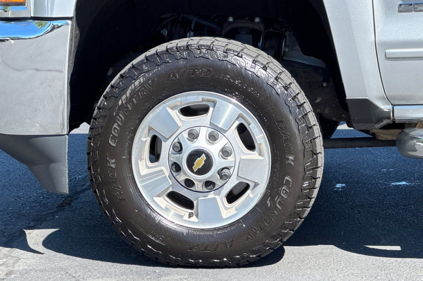 Used 2019 Chevrolet Silverado 2500 LT w/ All Star Edition image 28