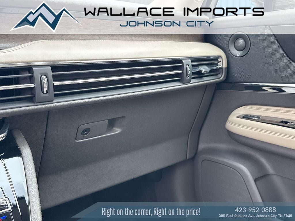 Used 2021 Lincoln Corsair Reserve w/ Elements Package AWD/4WD image 20